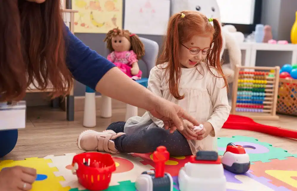 Professional ABA therapist working with child in Kansas City - ABA therapy